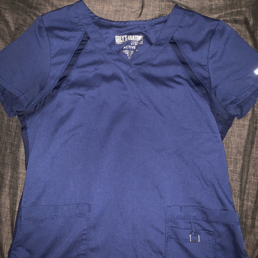 Scrub tops, jackets - Picture 6 of 12
